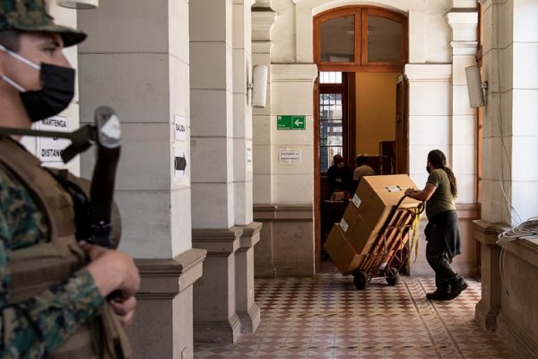 Chile elige este domingo Presidente en una elección con resultado incierto