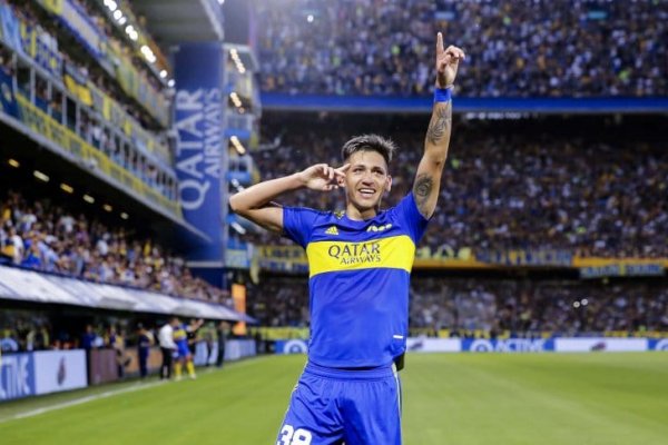 Boca Juniors venció a Sarmiento y está cada vez más cerca de la Copa Libertadores