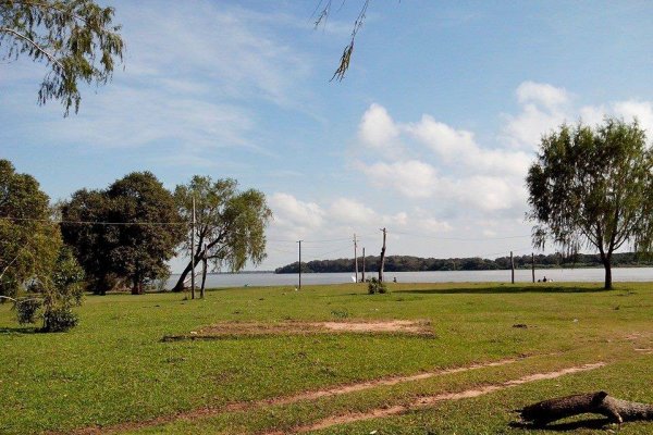 Tragedia en Corrientes: Un niño y su padre se ahogaron en el río Paraná