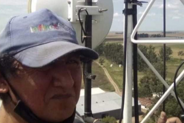 Tragedia en Bella Vista: Operario reparaba una antena y cayó al vació