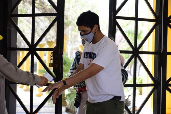 Se retoman las misas y confesiones en la capilla del cementerio San Juan Bautista