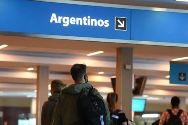 Prohibieron la venta de pasajes al exterior en cuotas con tarjeta de crédito