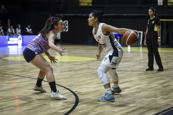 Las correntinas ganaron y pasaron a semifinales