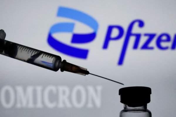 Pfizer promete en 100 días una vacuna contra Ómicron