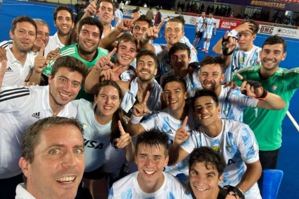 Los Leoncitos son campeones mundiales de Hockey
