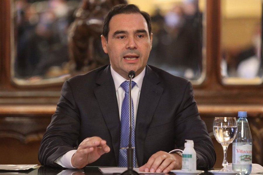 Valdés adelantó que analizan cambios en el Gabinete Provincial