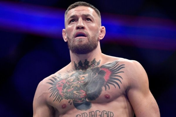 El polémico tuit de McGregor sobre las vacunas