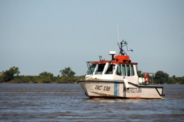 Un joven desapareció tras hundirse su canoa en el río Paraná