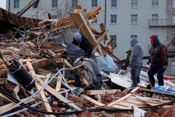 Más de 50 muertos por tornados en Kentucky