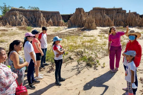 Turismo escolar en el Yacimiento Fosilífero Toropí