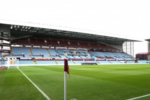 Alarma en el Aston Villa: brote de coronavirus en el plantel y suspensión del partido