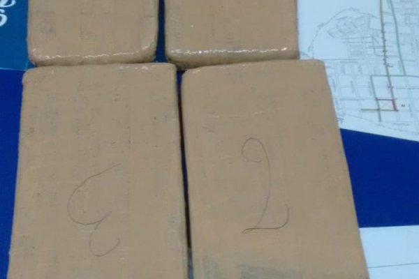 Investigaban un robo y hallaron varios kilos de marihuana