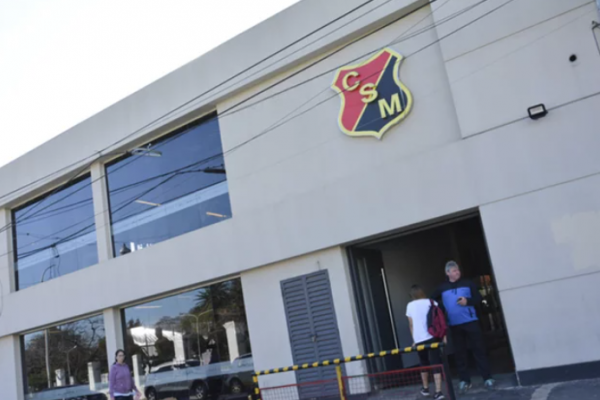 Falleció un hombre mientras practicaba deporte en el Club San Martín