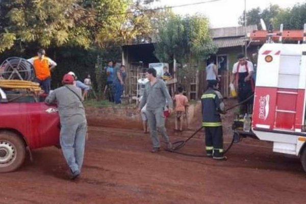 Virasoro: El fuego destruyó viviendas