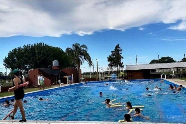 Un joven terminó apuñalado durante una pelea en una pileta pública