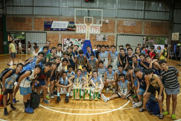 Los fantasmas campeones en Eldorado