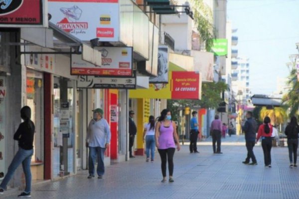 Cómo atenderán los comercios este viernes en Corrientes