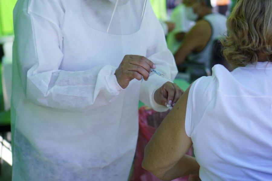 Corrientes: Reducen a 4 meses el intervalo para completar el esquema de vacunación