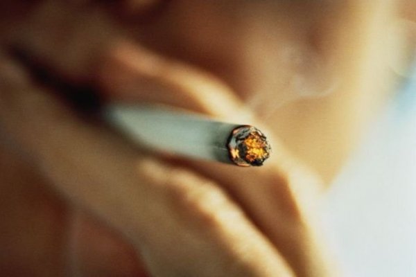 Los hijos de padres fumadores tienen cuatro veces más probabilidades de empezar a fumar