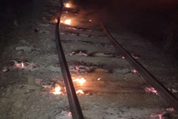Interrumpieron el tren de cargas en La Cruz por daños en las vías