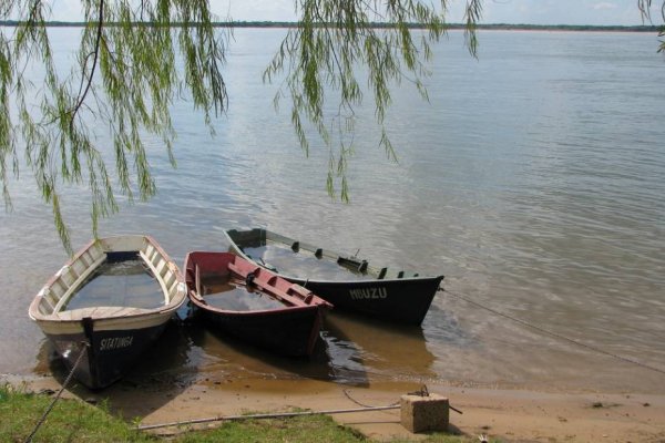 Salió a pescar y lo encontraron muerto en su canoa