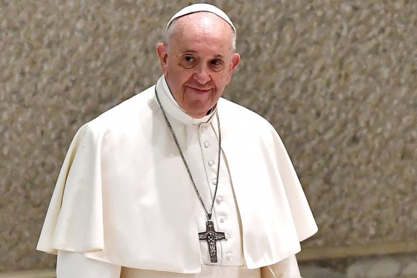 El Papa Francisco le mando una carta a los Bomberos