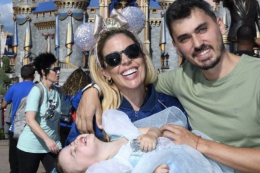 La correntina Virginia Gallardo, de vacaciones en Disney con su familia
