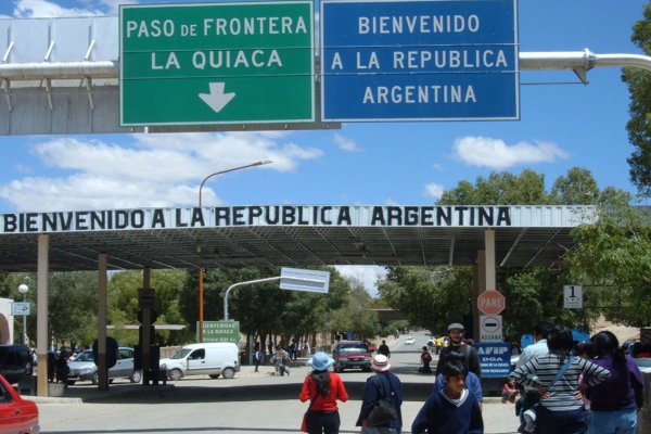 No descartan volver a cerrar fronteras ante la ola de casos de COVID