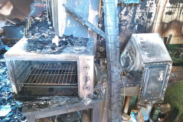 Feroz incendio en Corrientes generó pérdidas totales en una vivienda