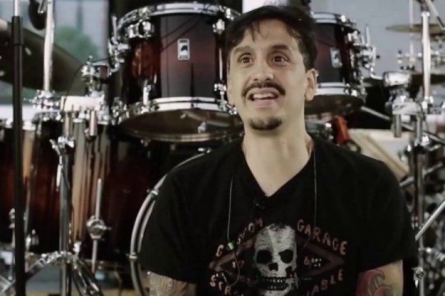 Murió Martín Carrizo, baterista del Indio Solari y hermano de Caramelito
