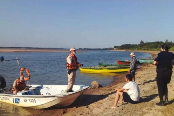 Buscan a un joven que desapareció en aguas del río Paraná