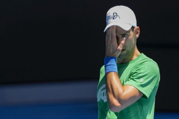 Australia decidió expulsar a Novak Djokovic, quien apelará la medida