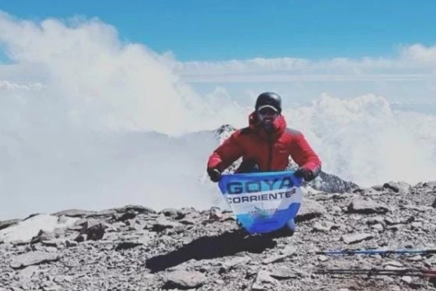 Un correntino llegó a la cima de la montaña más alta de América