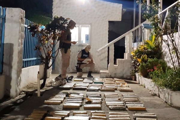 Prefectura incautó más de 882 kilos de marihuana