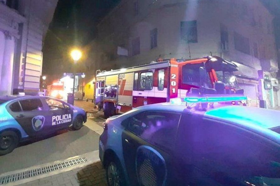 Se incendió un hotel en el centro porteño: Un muerto y varios heridos