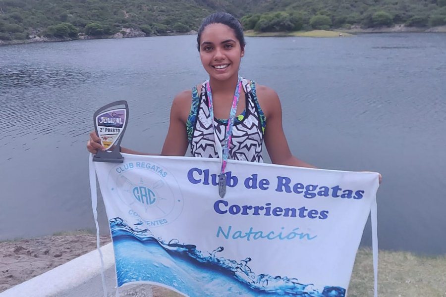 Ayelén Cuevas continúa primera en el Circuito NOA de Aguas Abiertas