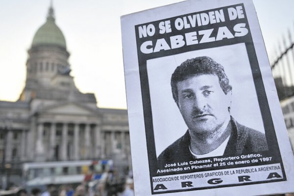 25 años