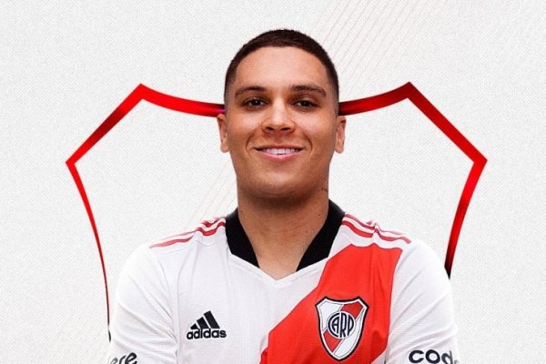 River presentó oficialmente a Juanfer Quintero