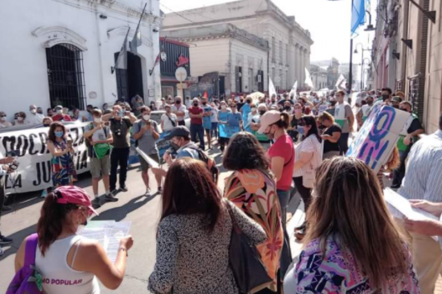 En Corrientes marcharon por la democratización de la Justicia