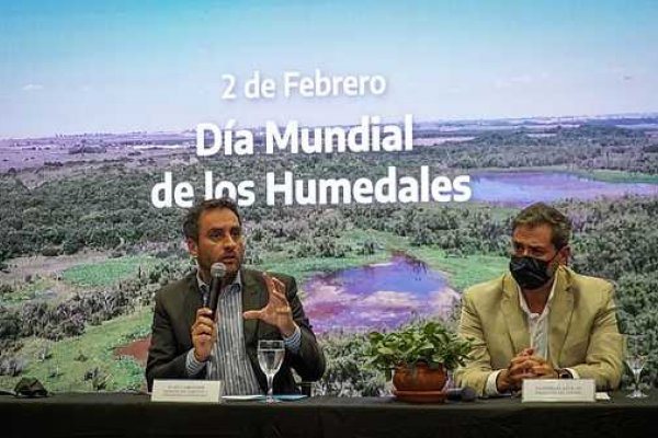 Cabandié anunció la elaboración de un nuevo proyecto de ley de humedales
