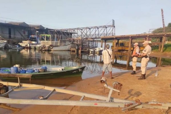 Río Paraná: detienen lancha con nafta y garrafas que eran transportadas ilegalmente