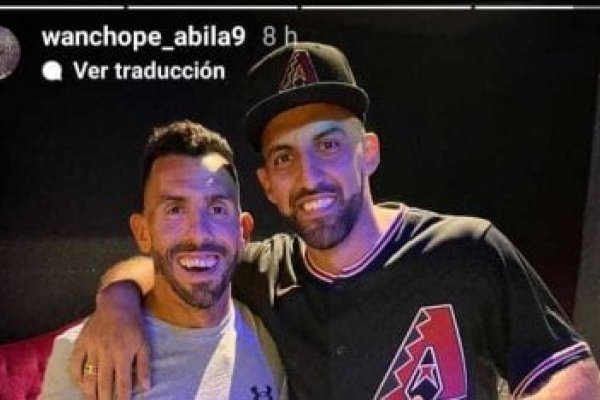 En medio del lío en Boca, la foto de Wanchope en el festejo de Carlitos Tevez