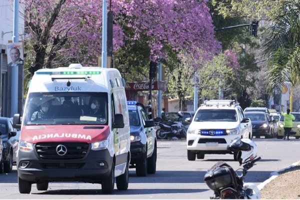 Un policía recibió una puñalada en el cuello al intervenir en una gresca familiar