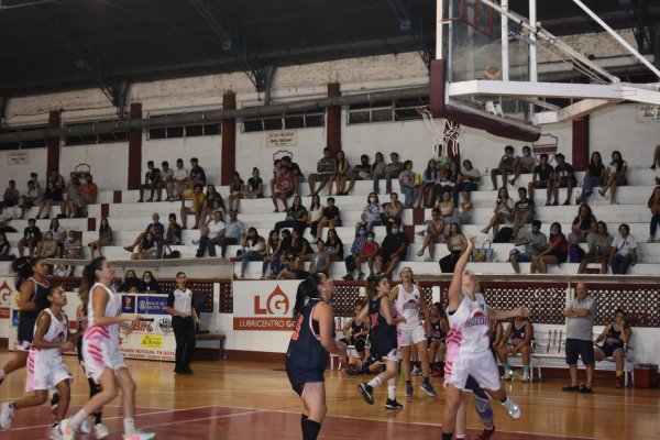 Corrientes basket disputó un amistoso contra un combinado de Goya