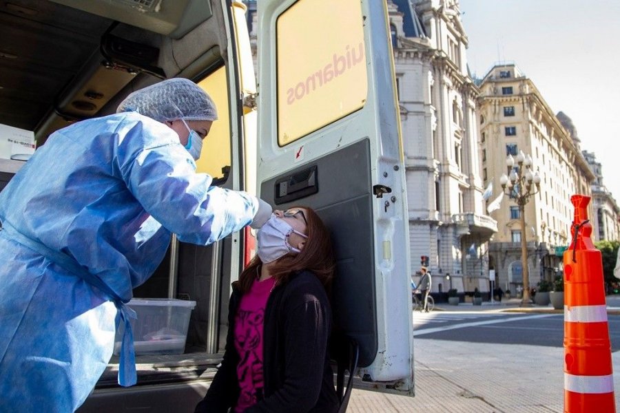 32.790 nuevos casos y 284 muertes por coronavirus en Argentina