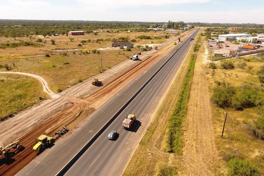 Apuran obras en la autovía para mejorar accesos al corsódromo