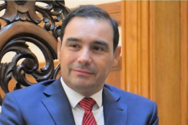 El gobernador de Corrientes apuntó contra Juan Cabandié: Tiene razón Cristina con que hay funcionarios que no funcionan