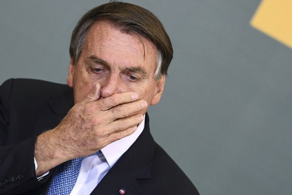 Bolsonaro impulsa la criminalización del comunismo en Brasil