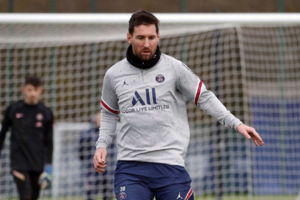 Messi presentó la nueva camiseta del PSG inspirada en Michael Jordan