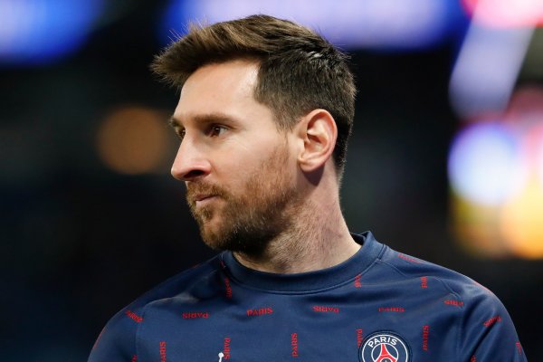 Una de las empresas de Messi compró un hotel y despidió a todo el staff